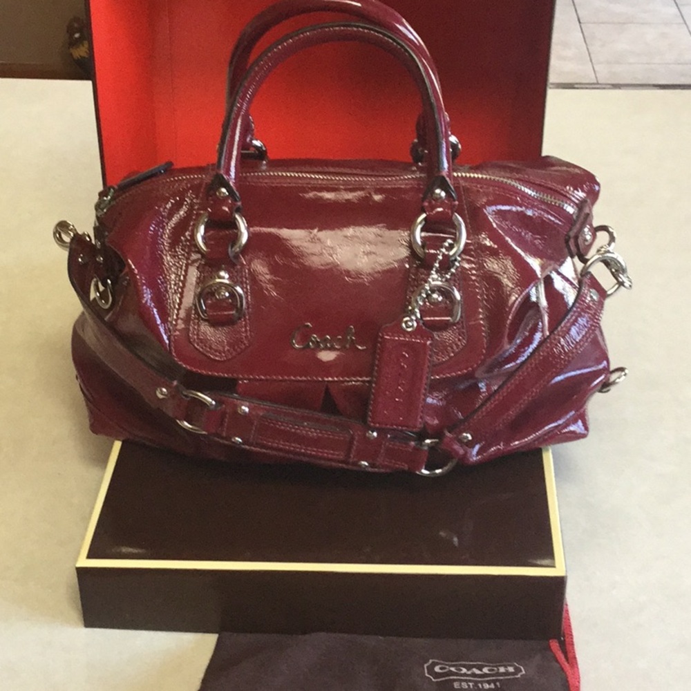 coach purse burgundy